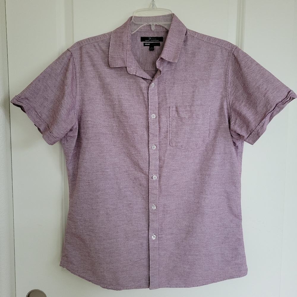 Men's short sleeve button down shirt size M